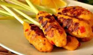 Bukan Cuma Ayam Betutu, 3 Makanan Khas Bali ini Wajib Anda Coba