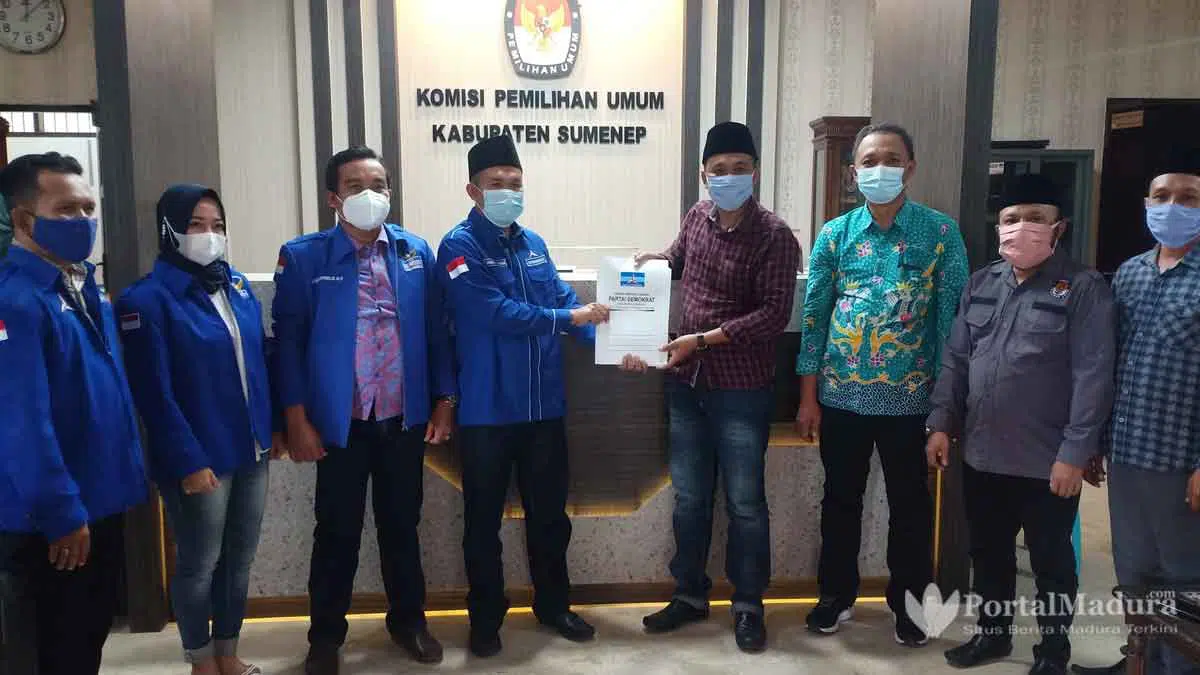 Pengurus PD Kubu AHY Serahkan Berkas Kepengurusan ke KPU Sumenep