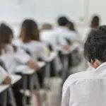 Dilema yang Sering Dirasakan Anak SMA Kelas Akhir