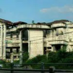 Jangan Bilang Pemberani Kalau Belum Datangi 3 Wisata Angker di Surabaya
