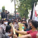 Mahasiswa Kangayan Demo Tuntut Listrik ke DPRD Sumenep
