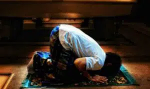 Umat Islam, Ini 7 Manfaat Salat Tahajud