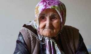 Nenek Turki 106 Tahun Saksikan Dua Pandemi Selama Hidupnya