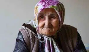 Nenek Turki 106 Tahun Saksikan Dua Pandemi Selama Hidupnya