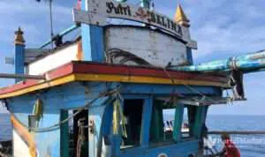 Kapal Putri Selina asal Paciran Lamongan Ditangkap Nelayan Masalembu