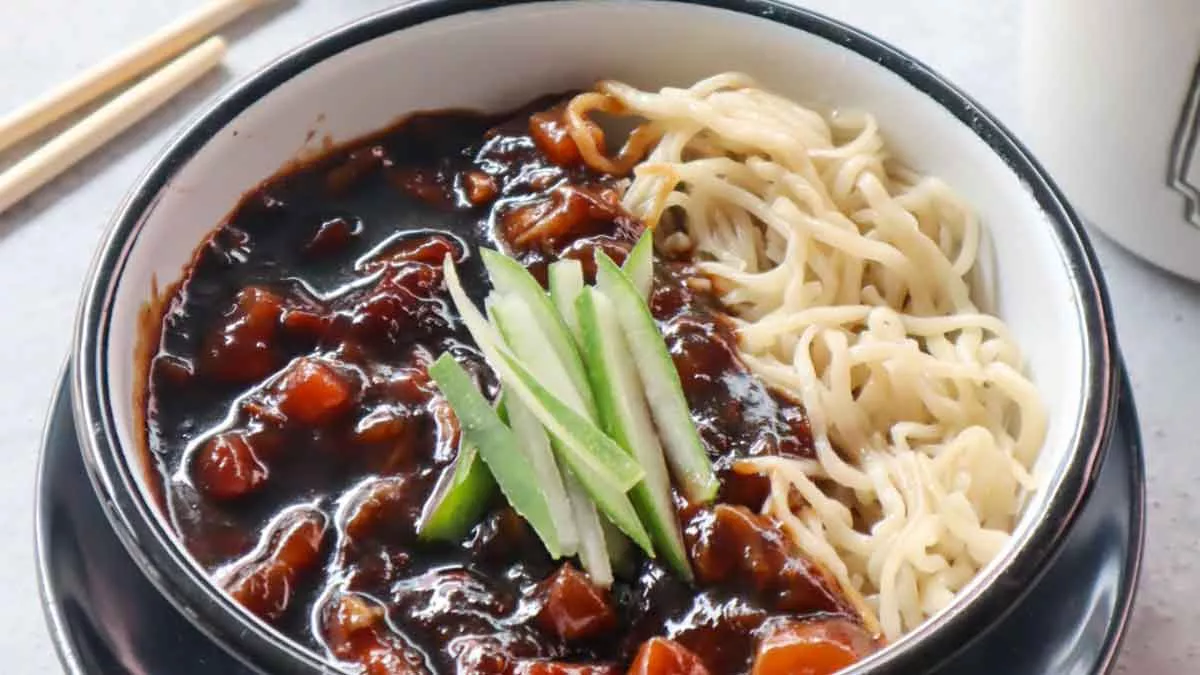 Resep Jajangmyeon, Mi Khas Korea yang Lezat