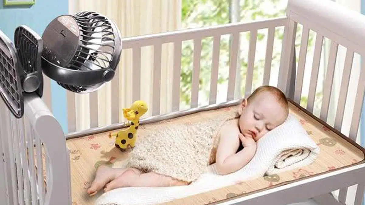Wajib Bunda Ketahui, Dampak Buruk Penggunaan Kipas Angin Untuk Bayi