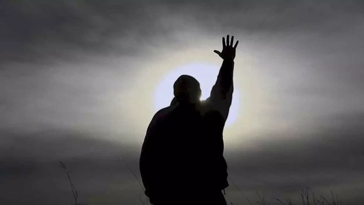 Ingin Mendapatkan Ilmu Putih Dari Allah Swt? Ini 3 Caranya - Portalmadura.com Ingin Mendapatkan Ilmu Putih dari Allah SWT? Ini 3 Caranya