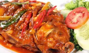 Menu Sehat: Resep Ikan Mujair Goreng Saus Siram Asam Manis Pedas