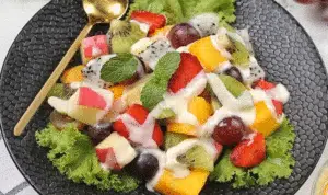 Menu Sehat: Resep Croatian Salad yang Kaya Buah Segar