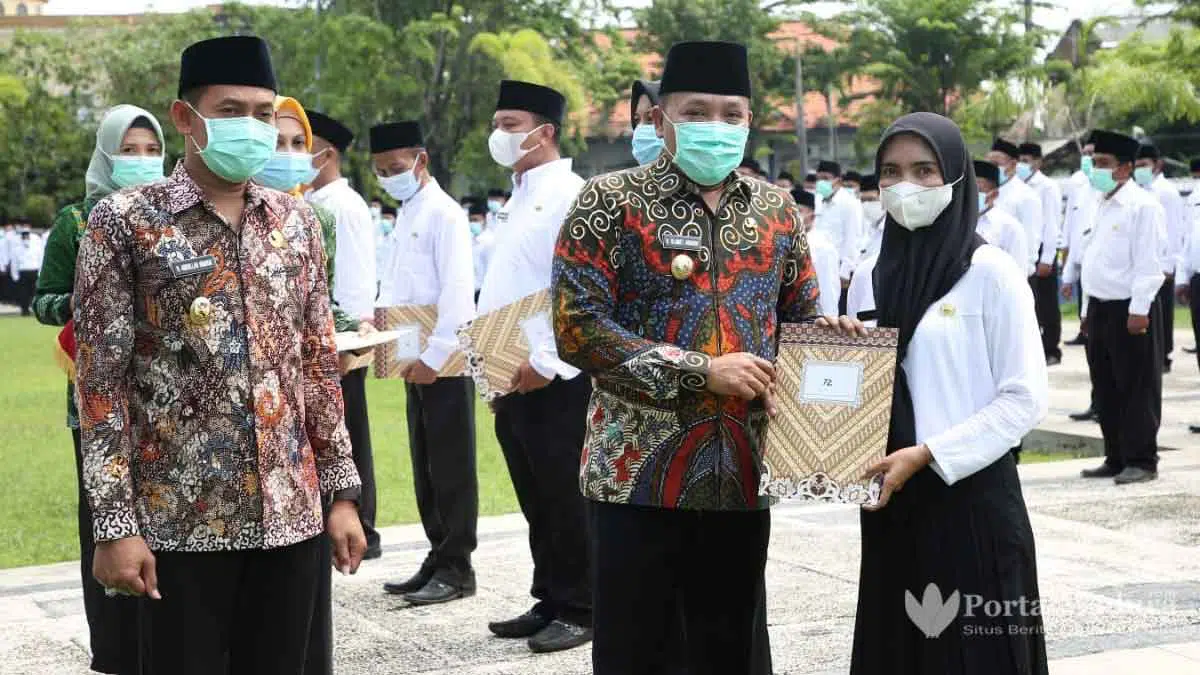 Bupati Sampang Serahkan SK PPPK