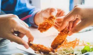 4-Pola-Makan-yang-Perlu-dihindari-Agar-Tubuh-Lebih-Sehat-Selama-Ramadan