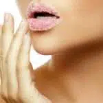 4 Tips Agar Bibir Tetap Sehat Bebas Kering Saat Berpuasa