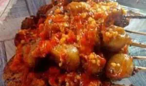 Resep Bakso Bakar Bumbu rujak yang Pedasnya Menggigit
