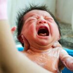 Bunda, Hindari 4 Kesalahan Ketika Memandikan Bayi