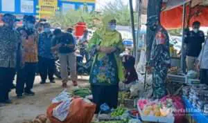 Tak Perlu Panik, Harga Sembako Stabil di Pasar Anom Sumenep