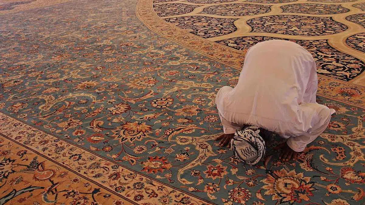 Jangan-Dilewatkan,-Inilah-Pahala-dan-Keutamaan-Salat-Tarawih-Malam-Pertama