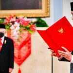 Jokowi Anugerahkan Penghargaan Untuk Kru KRI Nanggala-402