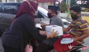 MH Said Abdullah Bagikan 50 Ribu Takjil Gratis pada Ramadan 1442 H