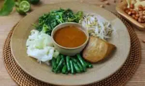 Menu-Buka-Puasa-Resep-Pecel-Sayur-Enak-dan-Sehat