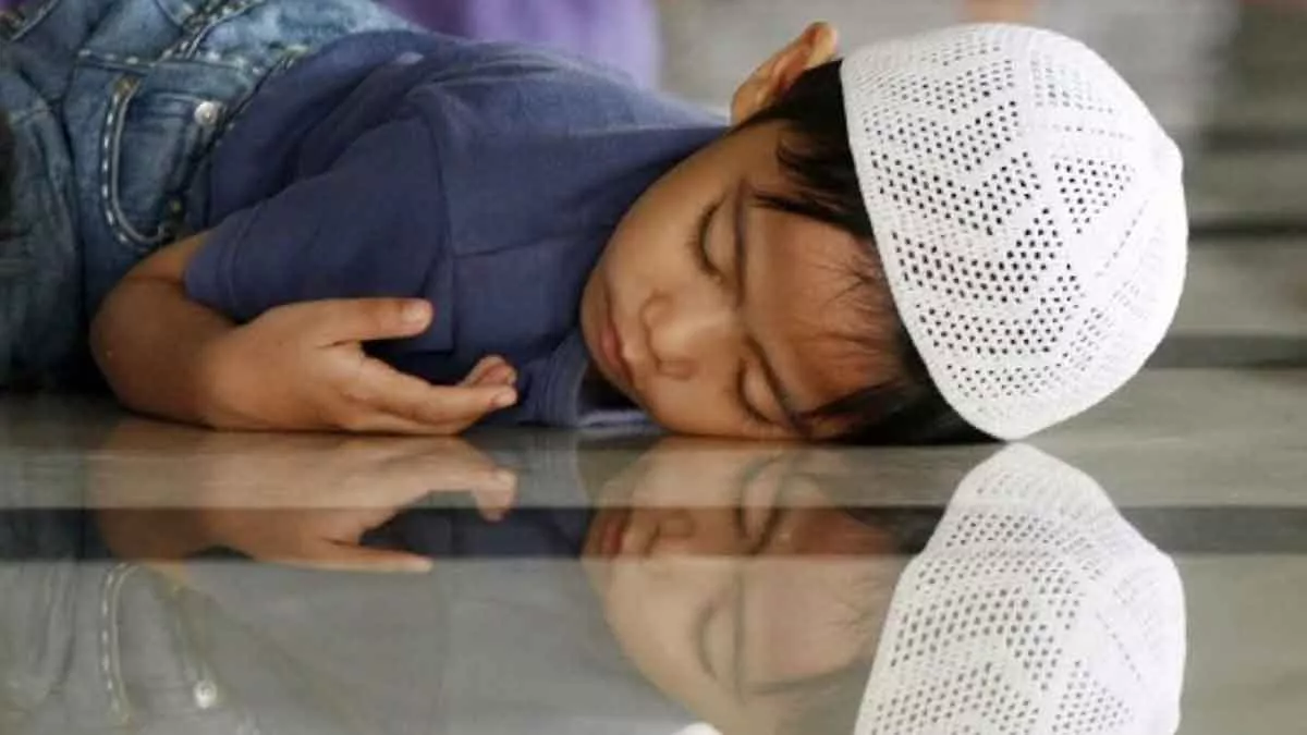 Perlu Bunda Ketahui, Cara Cegah Dehidrasi Pada Anak Saat Berpuasa