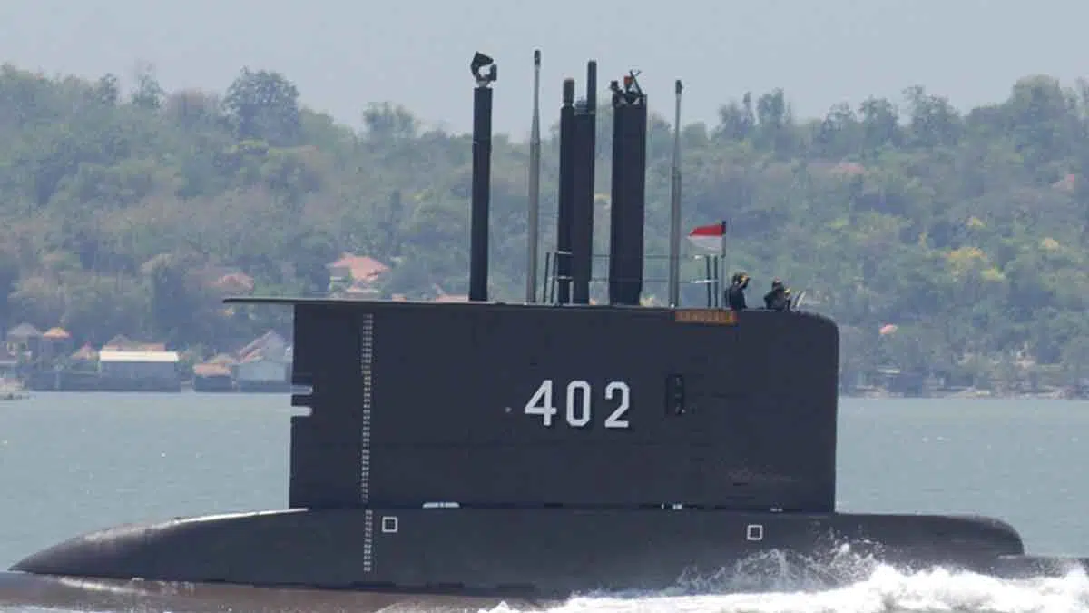 Pesawat-P-8-Poseidon-Milik-AS-Mulai-Cari-KRI-Nanggala-Sore-Ini