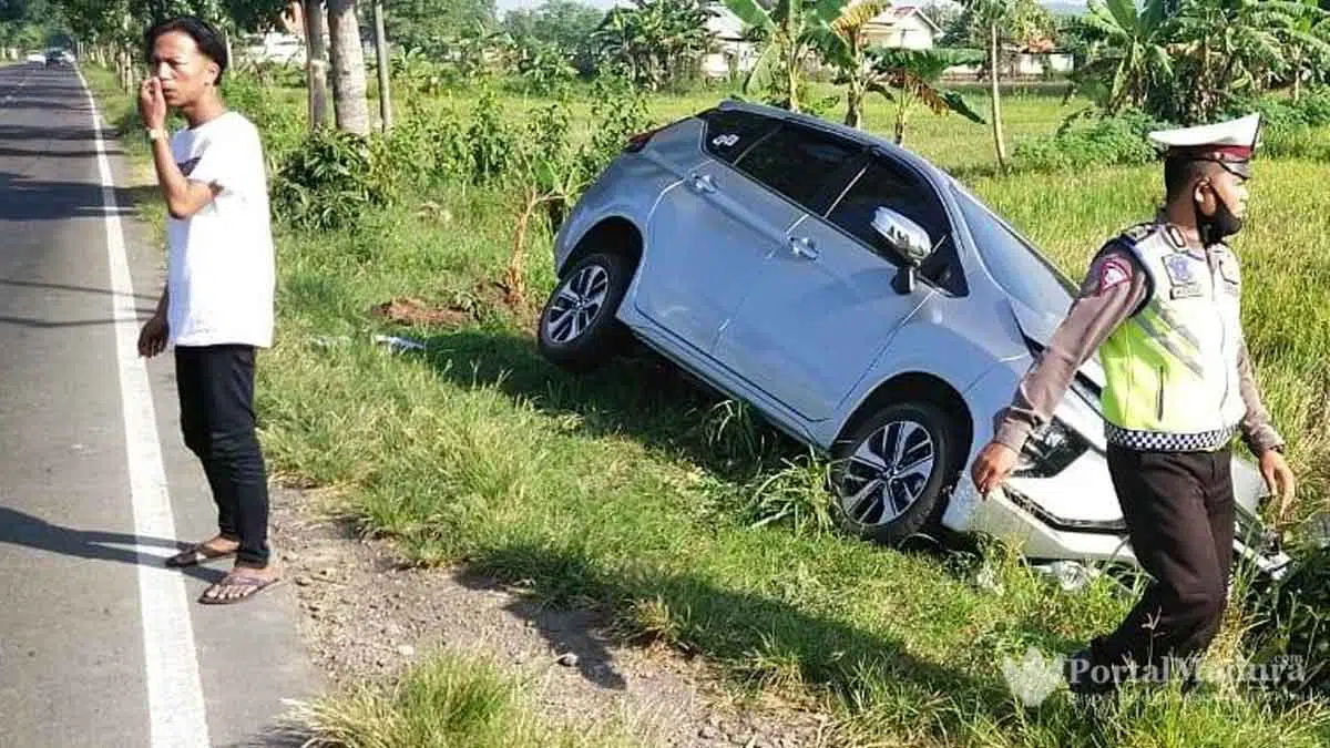 Kemudikan Xpander, Pelajar asal Sumenep Kecelakaan di Sampang