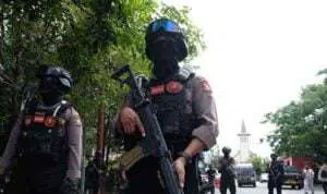 Polisi Kembali Tangkap 6 Terduga Teroris Pasca Bom Bunuh Diri di Makassar
