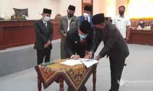 Rapat Paripuran DPRD, Bupati Sampang Sampaikan LKPJ TA 2020