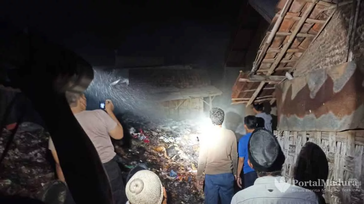 TPS Pasar Omben Sampang Terbakar