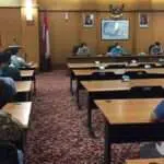 Tak Puas Keputusan Panitia Pilkades, Bacakades Patengteng Ngadu TFPKD