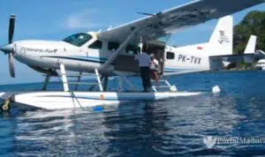 Tujuan Wisata Giliyang, Pesawat C-208 Amphibian Travira Air Akan Uji Coba di Sumenep