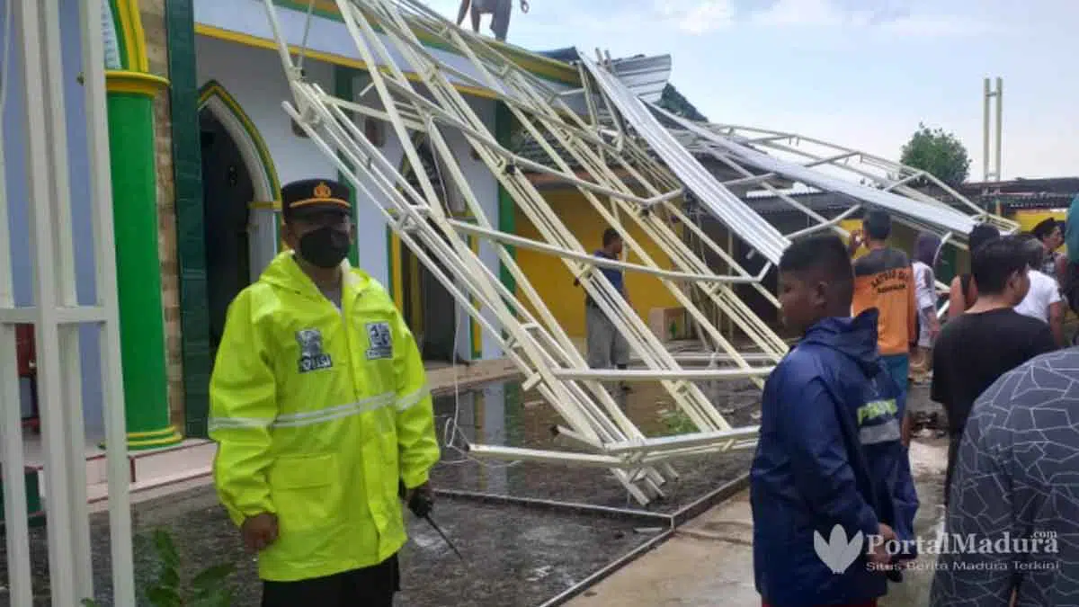 Update Puting Beliung Sumenep, Landa 20 Lokasi dan 3 Warga Terluka