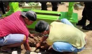 Warga-Temukan-Makam-Baru,-Ternyata-Anak-Janda-Yang-Digugurkan