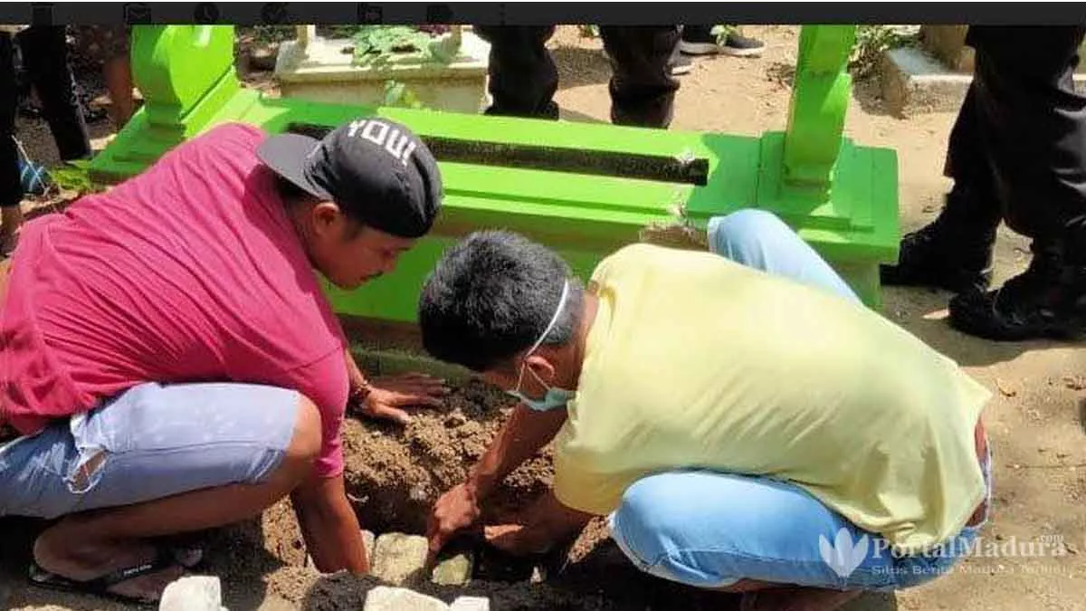 Warga Temukan Makam Baru, Ternyata Anak Janda Yang Digugurkan