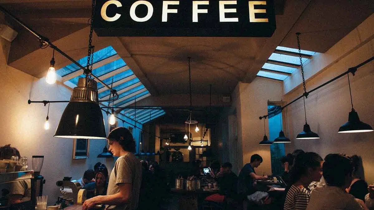 Yuk,-Kembangkan-Bisnis-Kecil-Jadi-Cuan-dengan-8-Cara-Ini