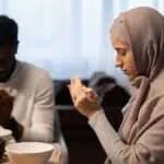 Lakukan ini Agar Tetap Semangat Jalankan Puasa