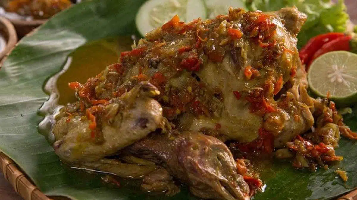 Resep Ayam Betutu Khas Bali untuk Menu Berbuka Puasa