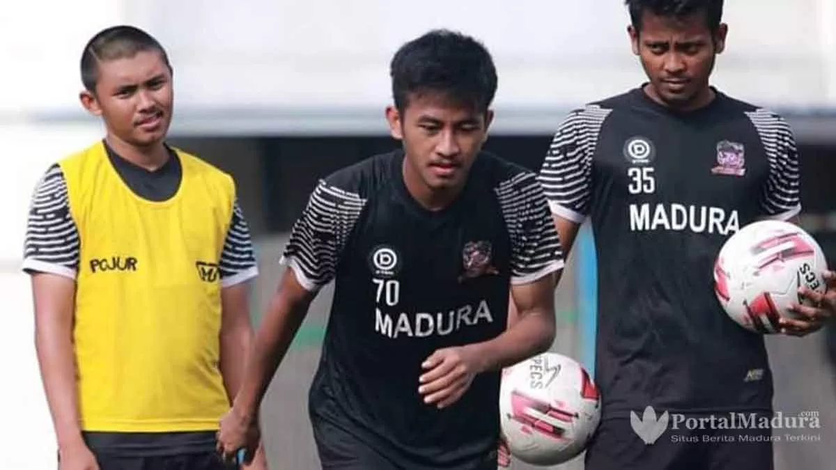 Gagal Lolos,  Bertahan di Bandung