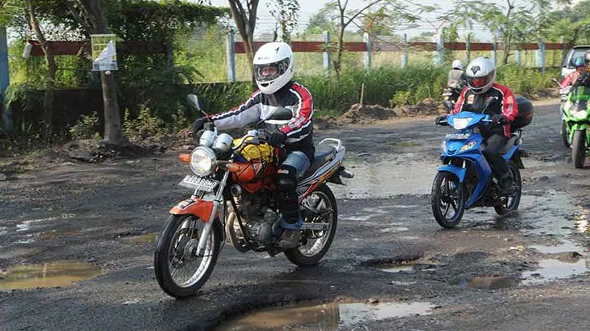 3 Cara Aman Berkendara Ketika Ngantuk Saat Puasa