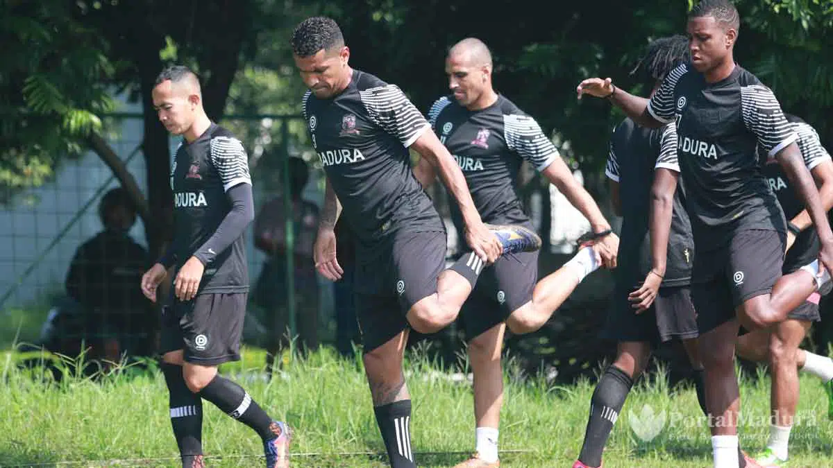 Pelatih Madura United Berikan Tips Berlatih di Bulan Ramadan
