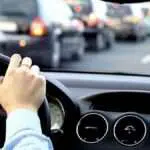 10 Cara Aman Mengemudi saat Berpuasa
