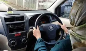 Setir Mobil Terasa Oblak? Bisa Jadi Ini 5 Sebabnya