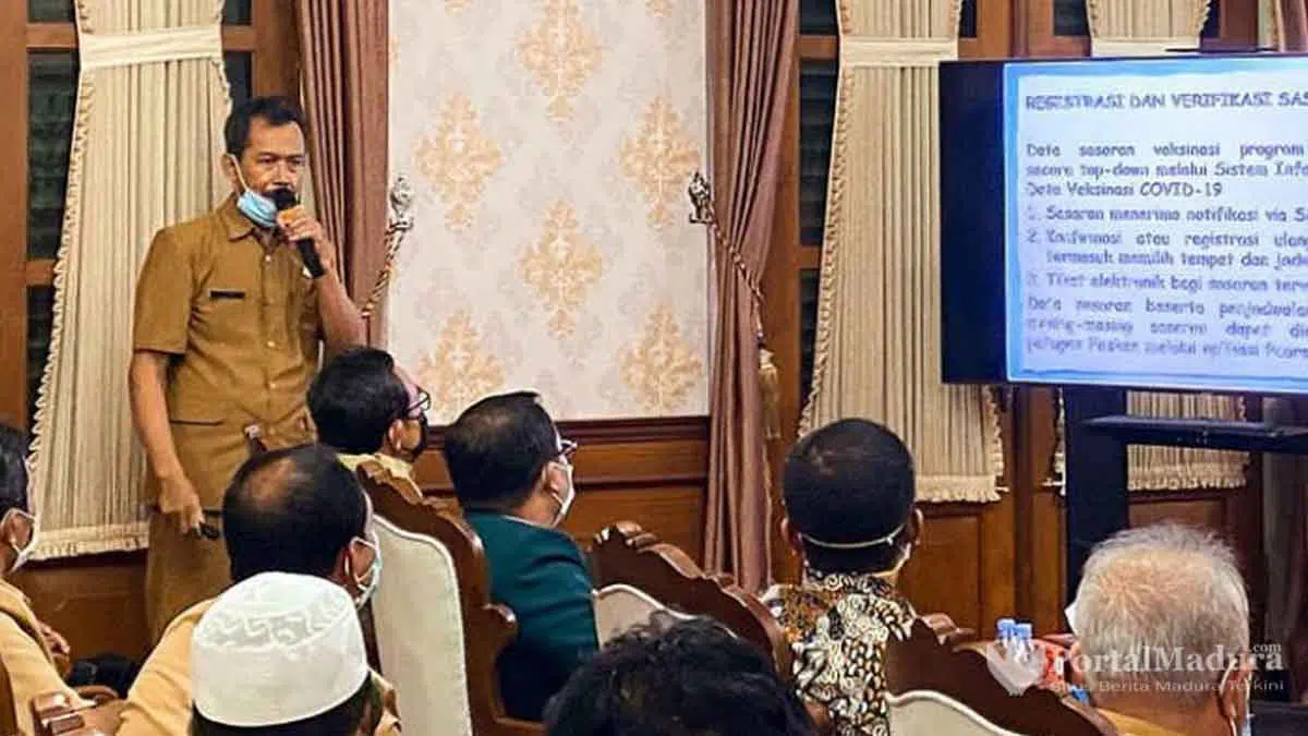 Ramadan, Vaksinasi Covid-19 di Pamekasan Tetap Berjalan