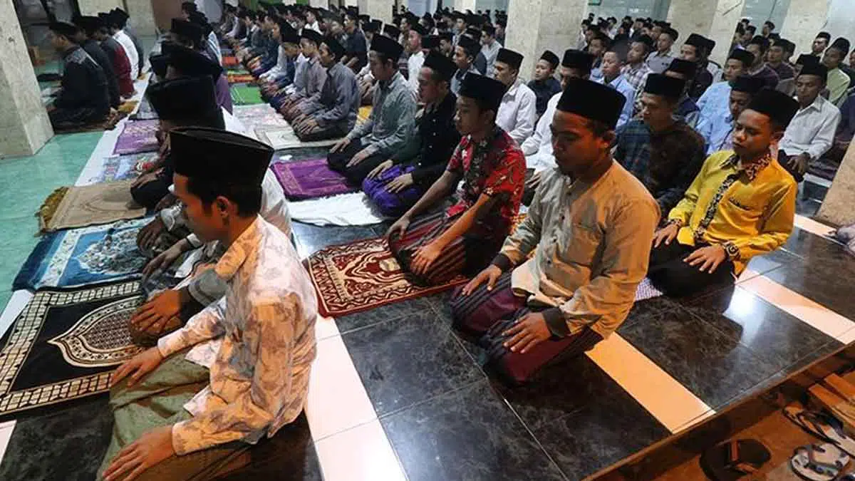 Umat Muslim, Ini 5 Keutamaan Salat Tarawih di Bulan Ramadan