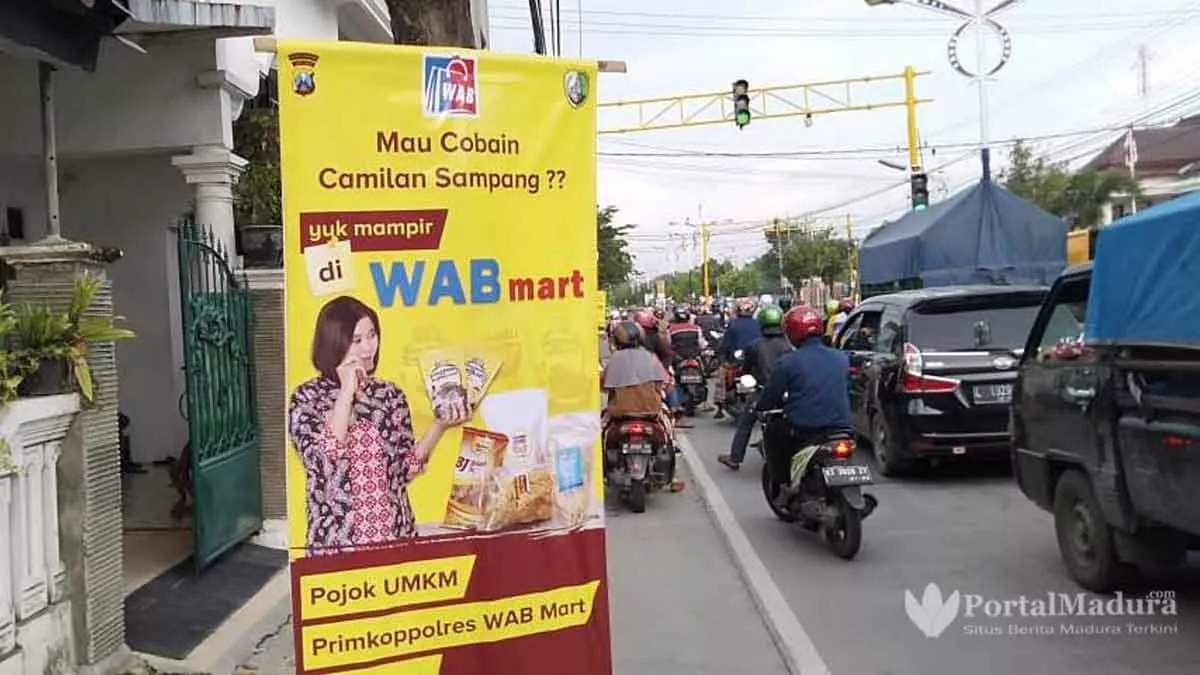 Promosi WAB Mart Dipaku Pada Pohon, Sikap Satpol PP Sampang?