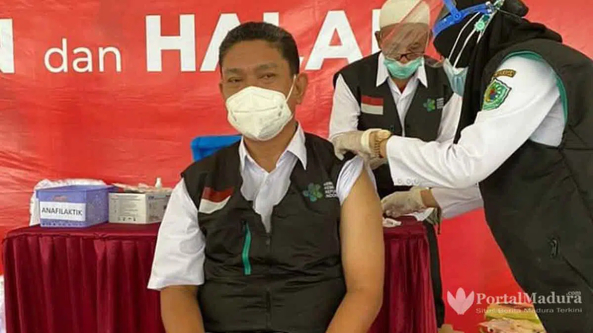 Warga Dikabarkan Muntah Darah Usai Divaksin, Dinkes Pamekasan : Itu Tidak Benar
