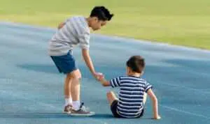 3 Cara Mengajarkan Anak Sportif Menerima Kekalahan