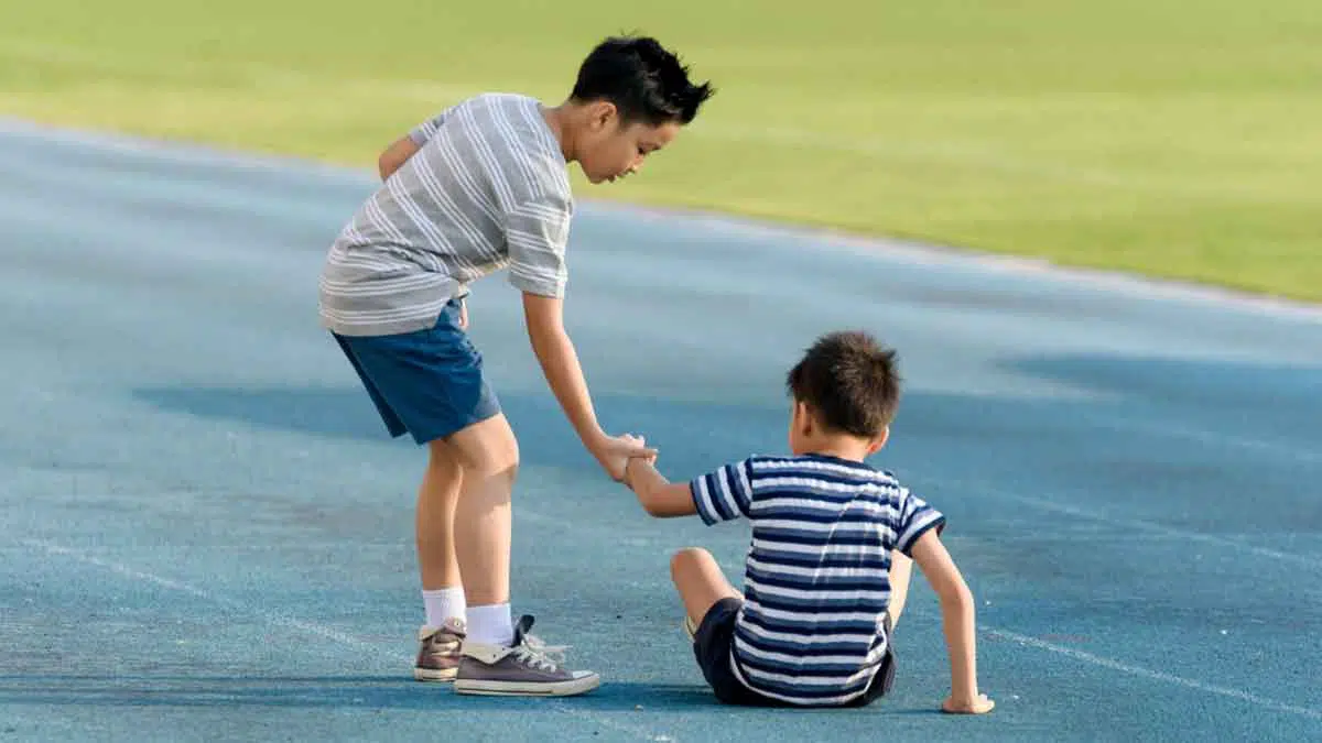 3 Cara Mengajarkan Anak Sportif Menerima Kekalahan