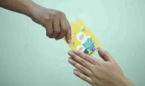 4-Trik-Kasih-Angpau-Lebaran-Tanpa-Bikin-Kantong-Kering